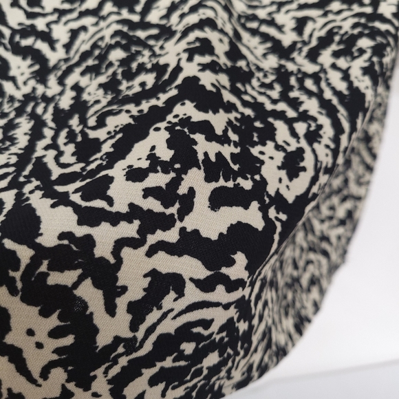 H&M Puff Sleeve Sheath DressWomens Size M Black TanGraphic Long Sleeve. # 66 - Picture 6 of 12